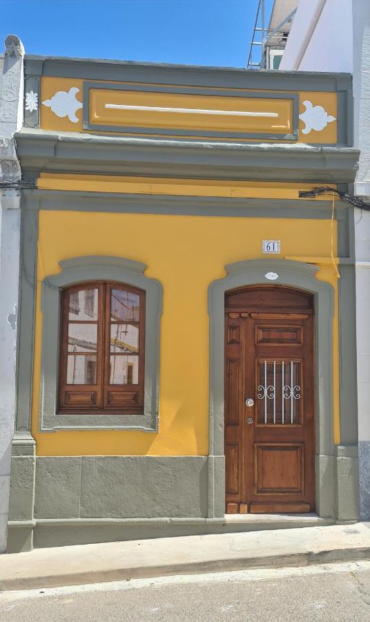 Different House Holidays Fuzeta Esterno foto