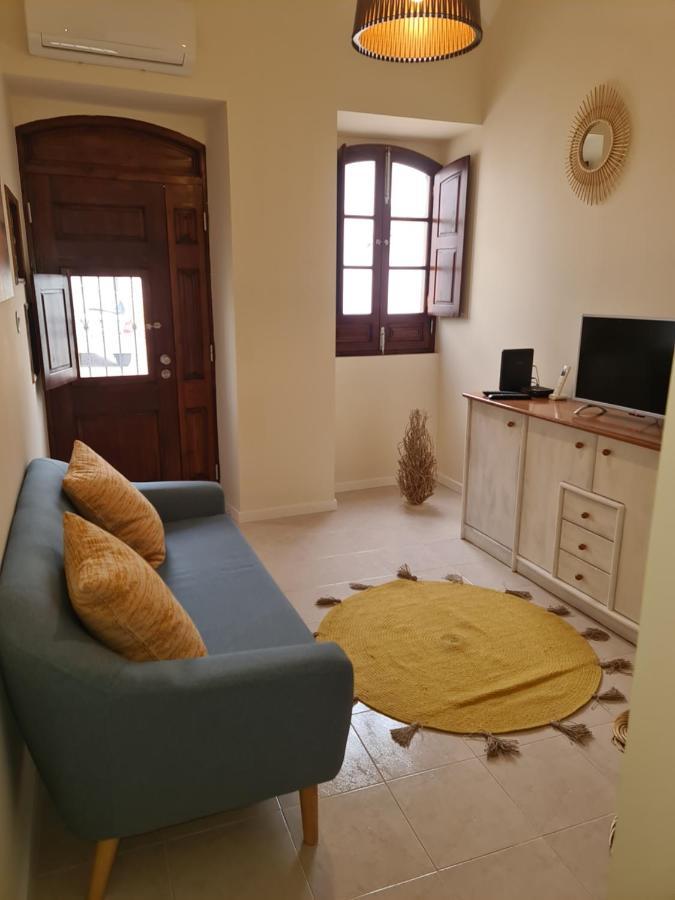 Different House Holidays Fuzeta Esterno foto