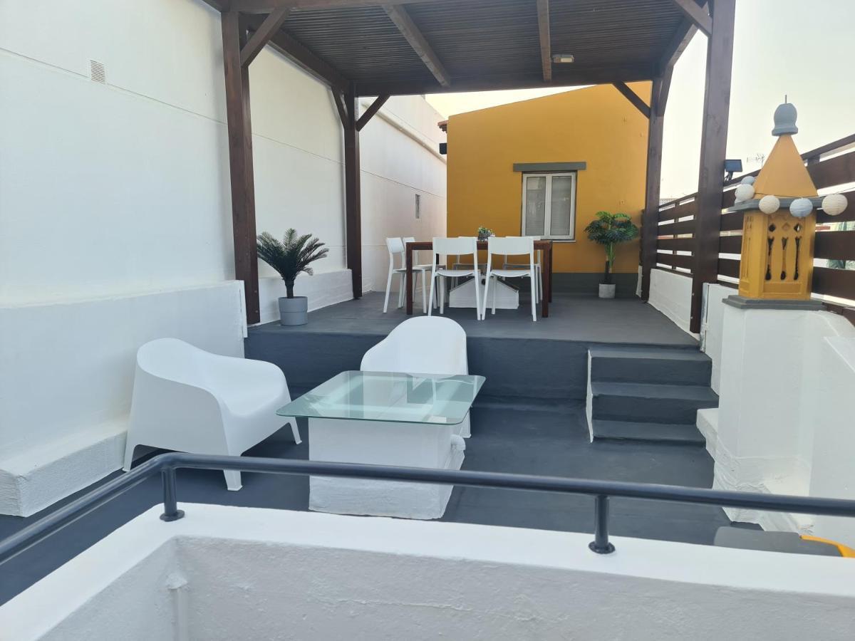Different House Holidays Fuzeta Esterno foto
